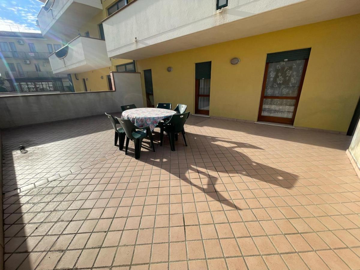 קאורלה Residence Mediterraneo - Agenzia Cocal מראה חיצוני תמונה